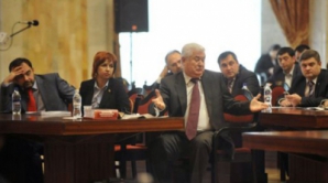 Обращение к депутатам ПКРМ: Проголосуйте дважды, руки не отсохнут