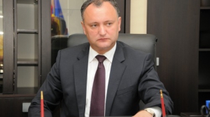 Додон считает, что Меркель прибывает в Кишинев поддержать идею федерализации Молдовы