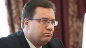 Лупу скучно без коммунистов