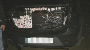 Машину конфисковали за контрабанду сигарет. Владелец заявил полиции, что его автомобиль украли