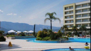 Протест у туристического агентства в столице