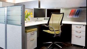 Современная офисная мебель не спасает от "кресельной болезни"