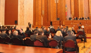 Депутаты проведут первое заседание осенне-зимней сессии парламента