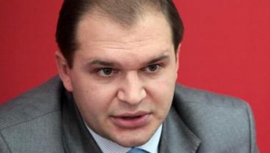 Мнение: Ион Чебан покинул фракцию коммунистов из-за шантажа