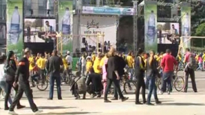 В столице подросток врезался на велосипеде в микроавтобус 110 маршрута