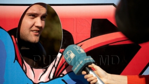 Сказали "нет" коррупции - ФОТОГАЛЕРЕЯ с супергероями у стены Publika TV