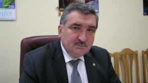 Хотиняну отвергает обвинения в использовании служебного положения