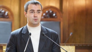 Сергей Сырбу о вступившем в силу запрете серпа и молота: Мы не будем подчиняться решению и закону