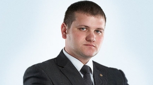 Мунтяну: Инициатива изменения Конституции - самое популистское предложение коммунистов 