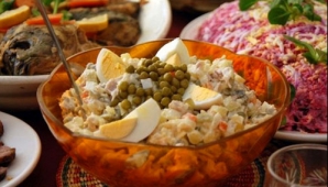  Диетологи составили список вредных продуктов новогоднего стола