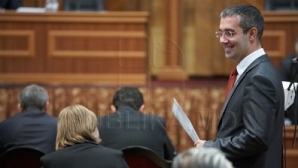 Что побудило Сергея Сырбу покинуть Партию коммунистов ФАБРИКА, ТЕКСТ ОНЛАЙН