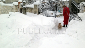 Единцы под сугробами: «У нас лишь две устаревшие машины спецтехники»