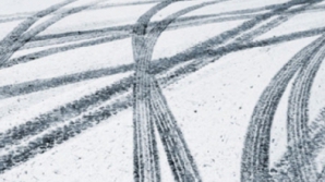 Гидрометеослужба объявила желтый код метеоопасности в связи с гололедицей на дорогах