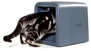 Создана "умная" кормушка для кошки