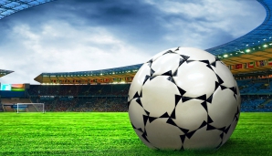 "Барселона" и мадридский "Атлетико" стали полуфиналистами Кубка Испании по футболу