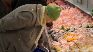 Инспекторы по защите прав потребителей выявили нарушения на столичных рынках