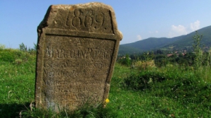 «Moldova, ţară de minune»: Старые кладбища под угрозой исчезновения