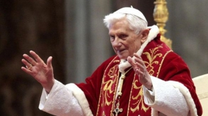 Папа Бенедикт XVI: я не покидаю Церковь