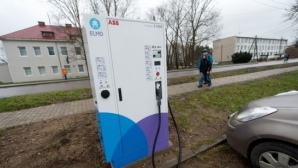 Cеть станций быстрой зарядки электромобилей открыто в Эстонии