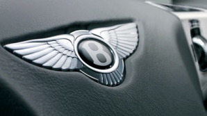 Bentley выпустила духи с ароматом дорогого автомобиля