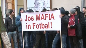 Выборы главы Молдавской федерации футбола проходят на фоне акции протеста болельщиков