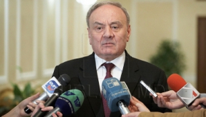 Эдуард Мушук назвал Николая Тимофти "немой уткой"