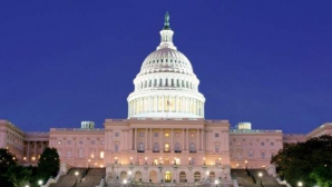 Сенат США одобрил план финансирования правительства