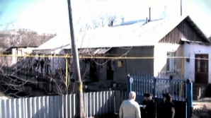 Опора линий электропередач в Оргееве может в любой момент упасть на газопровод