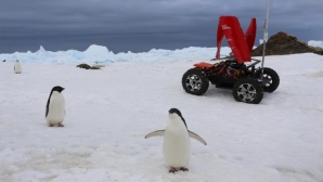 Китайский ровер изучает влияние глобального потепления на Антарктику