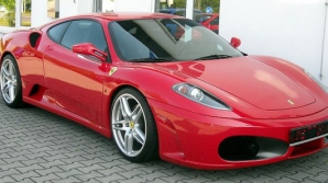 В Китае произошла ужасная авария с суперкаром Ferrari F430 (ФОТО)