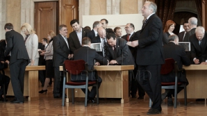 Взгляд со стороны: Иностранные СМИ о политическом кризисе в Молдове