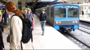 Двое молдаван в Италии упали на рельсы метро