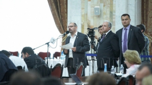 Юрист о заседании парламента: нарушается процедура, принятые законы могут признать недействительными