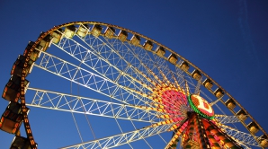 Американец двое суток катался на "чертовом колесе"