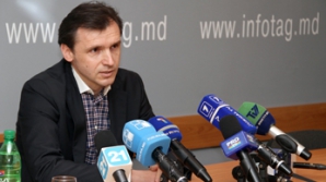 Футбольные специалисты критикуют Ливадару из-за исключения "Искры" из НД