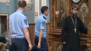 Пожарные начали проверки во всех церквях страны