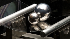 Сверхпрочное стекло Gorilla Glass приходит в автопром