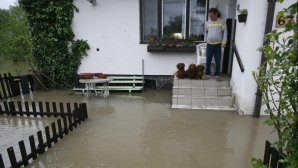 Европа борется со стихией: сильное наводнение в румынском регионе Молдова