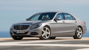 Mercedes назвал цену на самый длинный S-class