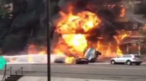 В Казахстане в аварию попал бензовоз