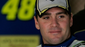 Джонсон стал первым пилотом, выигравшим на трассе в Дайтоне два раза за сезон 