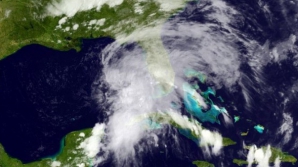 Тропический шторм "Дориан" движется на США