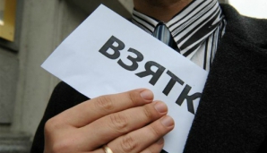 НЦБК задержал за взятку троих полицейских и столичного адвоката