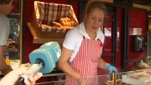 Продавцы на центральной площади надеются  на удвоение прибыли в праздник