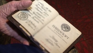 Обладатели советских паспортов по-разному оценивают инициативу кабмина о замене документов 