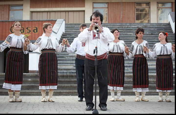 Кампания "Молдова - это я" в Бельцах (ФОТОРЕПОРТАЖ)