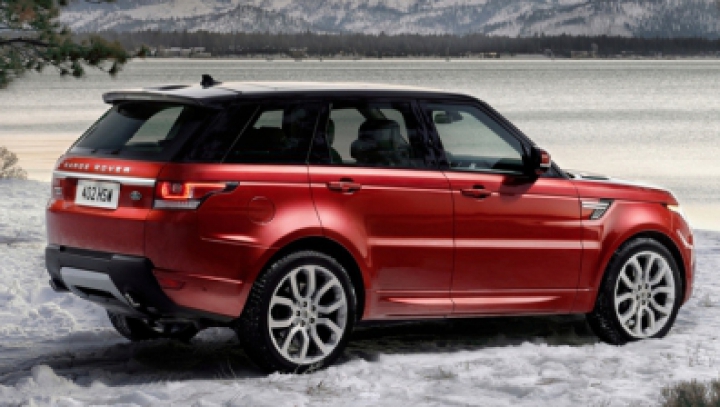 RANGE ROVER SPORT сменил платформу, а вместе с ней и характер