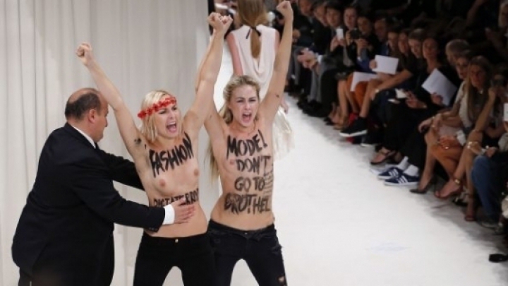 Femen устроила свою акцию на показе известного дизайнера 