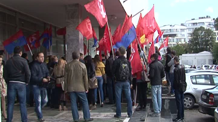 Социалисты и коммунисты провели акцию протеста у здания минсельхоза (ФОТО)