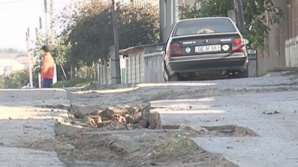 Улицы в Чадыр-Лунге оказались разрушенными после прокладки канализации